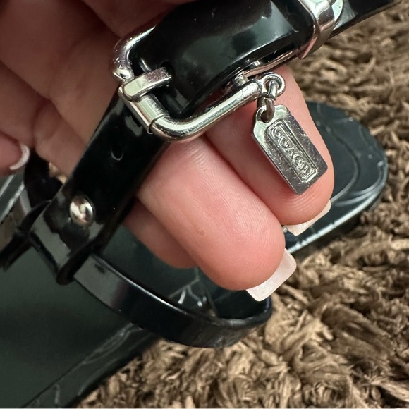 Coach Black Sandals Size 8 EUC - Picture 2 of 3